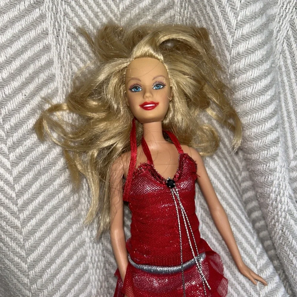 FASHION FEVER‎ BARBIE SPARKLE & SHINE Outfit With Random Body E2